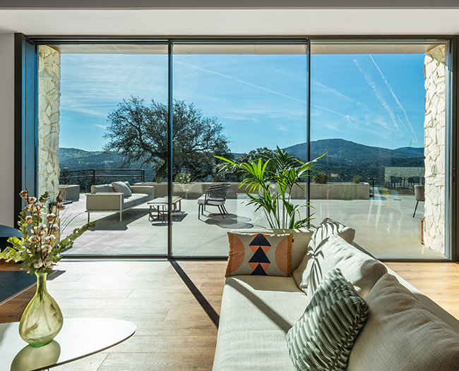 Gürsoylar Referanslar - Rehau-Cortizo-Hella rehaupencere.com